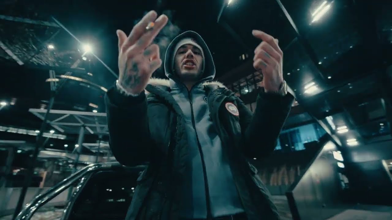 Gola Gianni – „Mollyworld“