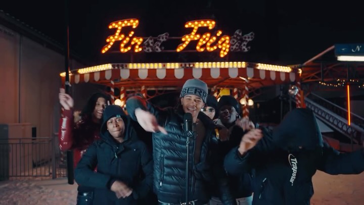 @jmulla_jay – CARTIER (Live bei First Flight)