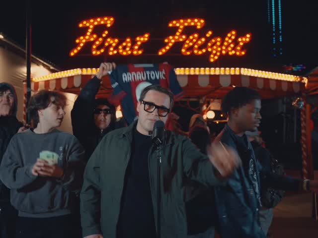 @3310.mp3 – ERDBEBEN (Live bei First Flight)